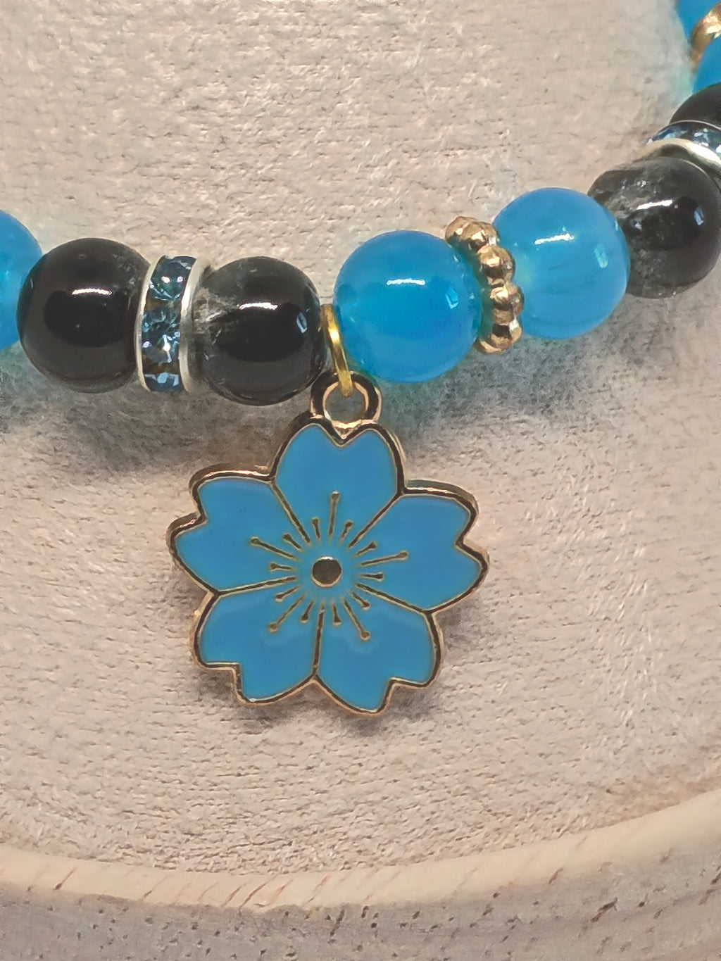 Bracelet Fleur d’Azur – Collection Écho de Mon Cœur