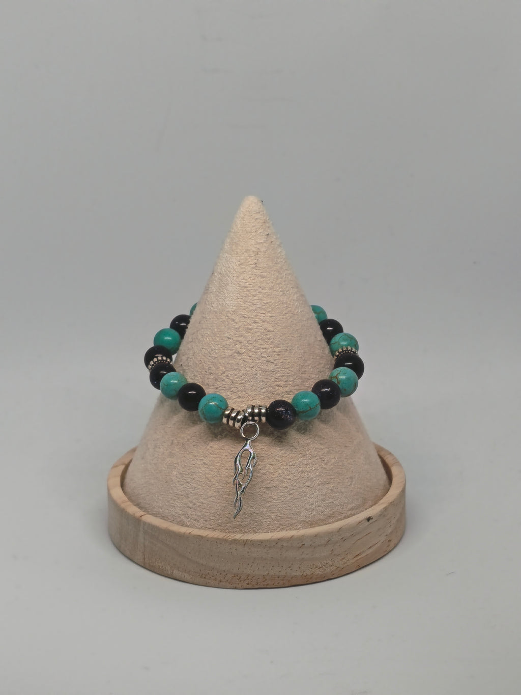 Bracelet  Éclat d’Azur - Collection Écho de Mon Cœur – Perles Naturelles