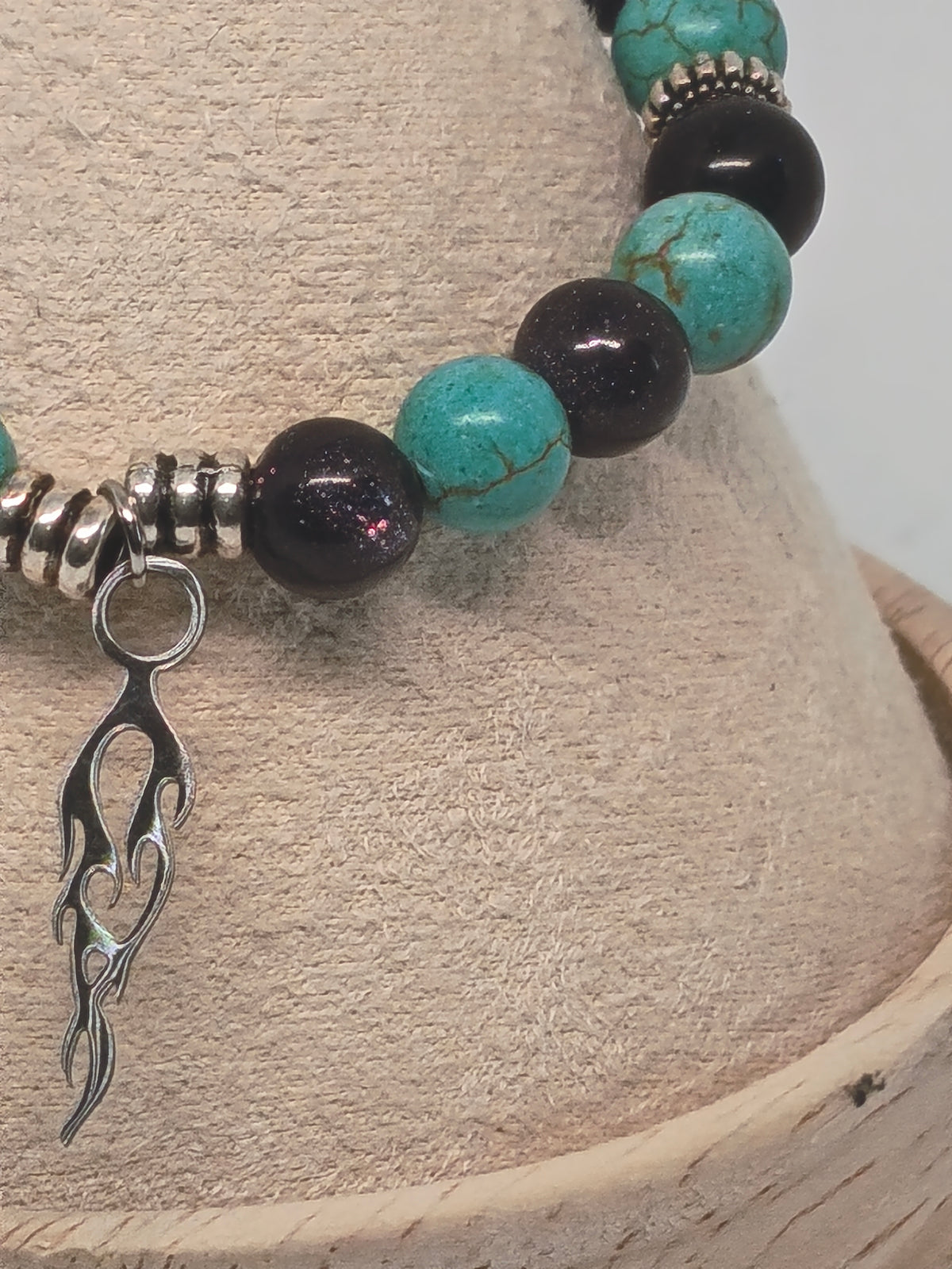 Bracelet  Éclat d’Azur - Collection Écho de Mon Cœur – Perles Naturelles